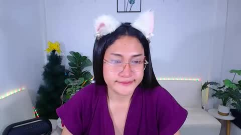 Snapshot of ploysaithailand chatting on 05/11/26, 04:04 Ploysai online show from 05/11/26, 04:04