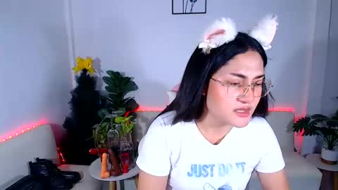 Snapshot of ploysaithailand chatting on 06/11/26, 07:50 Ploysai online show from 06/11/26, 07:50