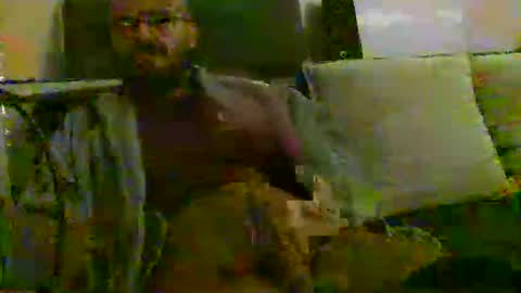 Snapshot of plu07f3520 chatting on 10/13/25, 09:59 plu07f3520 online show from 10/13/25, 09:59