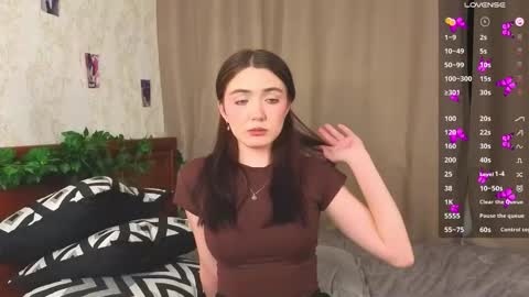 Snapshot of plumbingsoybean chatting on 12/17/25, 06:58 plumbingsoybean online show from 12/17/25, 06:58