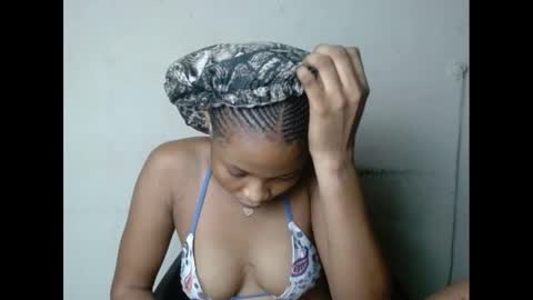 plumnjuicyx online show from 02/19/25, 05:38