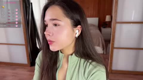 Acey online show from 09/22/25, 04:14