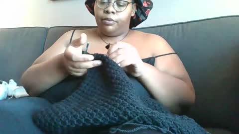 Plushbunny420 online show from 12/14/24, 06:09