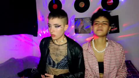 Snapshot of plutonblue369 chatting on 12/06/24, 01:18 online show from 12/06/24, 01:18