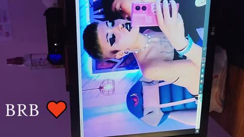 Snapshot of plutonblue369 chatting on 12/14/24, 01:17 online show from 12/14/24, 01:17