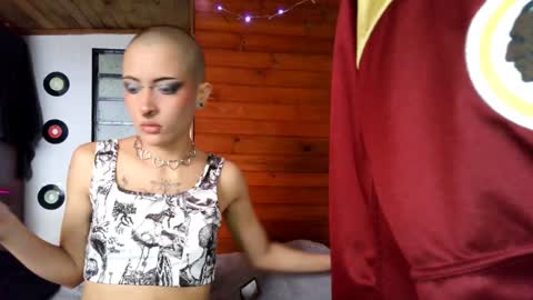 Snapshot of plutonblue369 chatting on 01/16/25, 06:48 online show from 01/16/25, 06:48