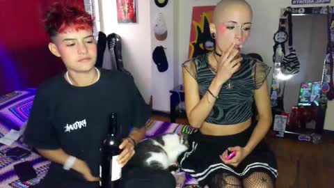 Snapshot of plutonblue369 chatting on 03/07/25, 10:32 online show from 03/07/25, 10:32