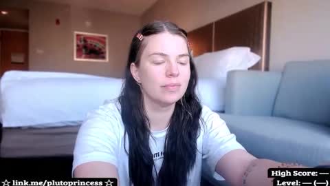 Pluto Princess online show from 03/28/26, 09:36