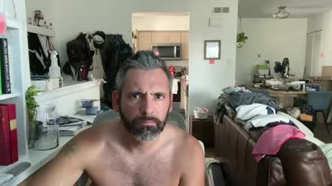 Snapshot of pmitch88 chatting on 07/20/26, 01:13 Slug online show from 07/20/26, 01:13