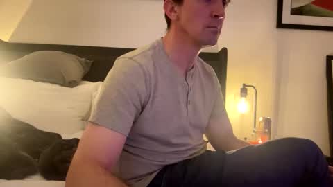 Snapshot of pnphornyboy chatting on 04/04/26, 02:32 alleyesonme online show from 04/04/26, 02:32