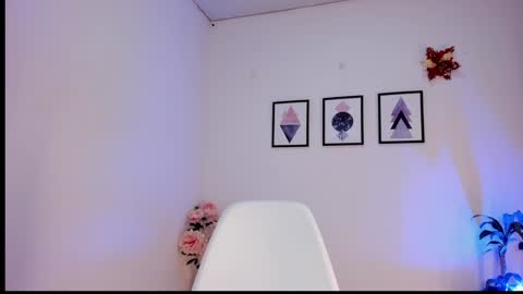 Jasmine online show from 01/24/25, 11:02