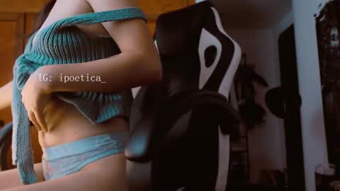 IG ipoetica  online show from 02/11/25, 03:18