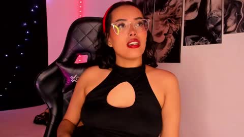 Snapshot of poison_willow chatting on 12/16/24, 08:48 Willow Hours 12pm to 630pm Colombian time FRIDAY AND SUNDAY FREE DAYS online show from 12/16/24, 08:48