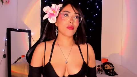 Snapshot of poison_willow chatting on 01/09/25, 06:15 Willow Hours 12pm to 630pm Colombian time FRIDAY AND SUNDAY FREE DAYS online show from 01/09/25, 06:15
