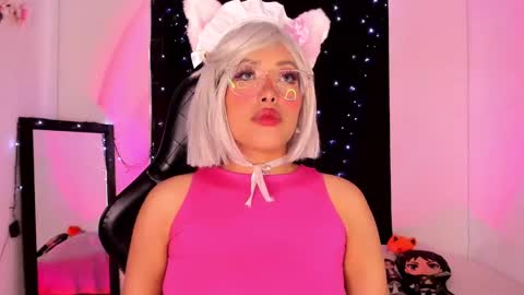 Snapshot of poison_willow chatting on 01/19/25, 05:18 Willow Hours 12pm to 630pm Colombian time FRIDAY AND SUNDAY FREE DAYS online show from 01/19/25, 05:18