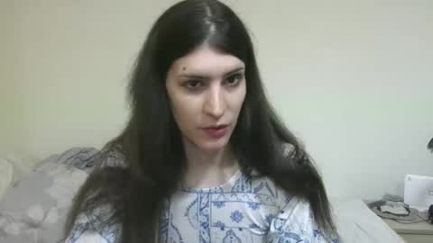 Poison Ivy  online show from 05/15/26, 07:43