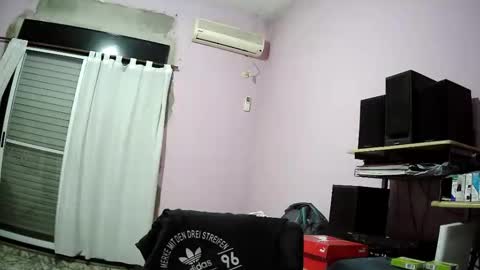 Snapshot of pol22010 chatting on 05/20/26, 12:06 Polako online show from 05/20/26, 12:06