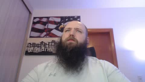 Bear online show from 09/10/25, 02:55