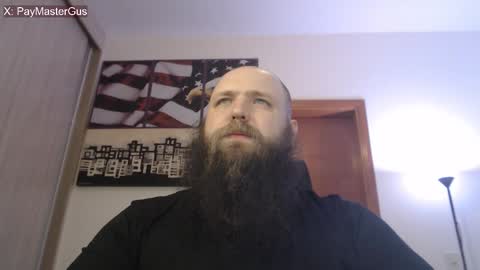 Bear online show from 10/09/25, 02:42