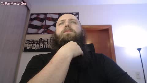 Bear online show from 10/18/25, 04:48