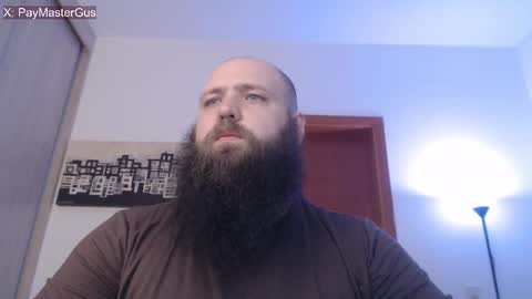 Bear online show from 11/05/25, 06:02