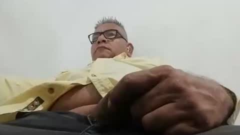 poli online show from 12/16/24, 05:06