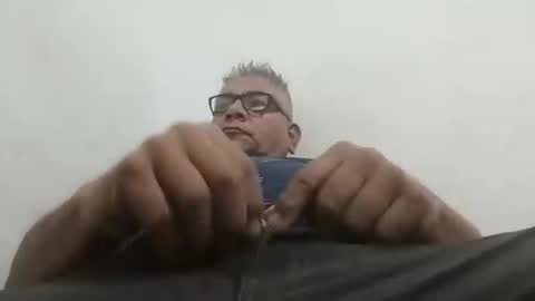 poli online show from 12/24/24, 08:27