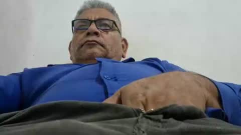 poli online show from 02/04/26, 12:33