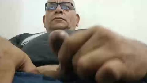 poli online show from 03/31/26, 01:51