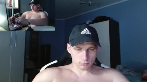 Poliglot online show from 09/22/25, 04:14