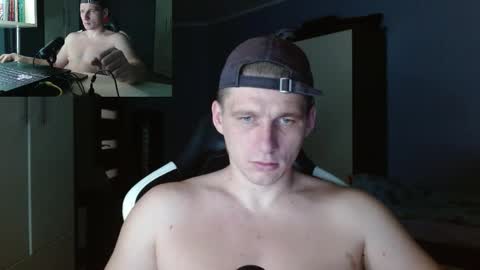 Poliglot online show from 10/21/25, 11:05