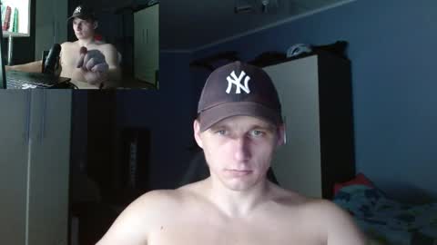 Poliglot online show from 11/08/25, 01:55