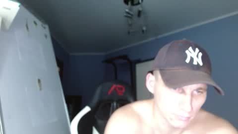 Poliglot online show from 11/24/25, 01:33