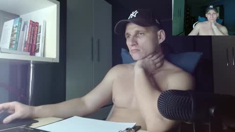 Poliglot online show from 11/29/25, 07:28