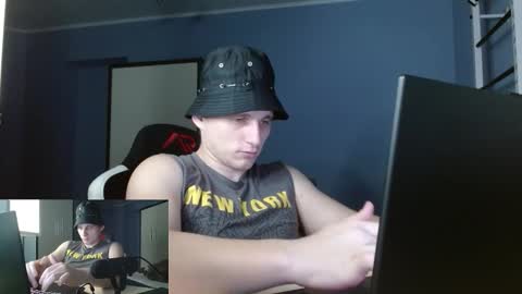 Poliglotjoe2 online show from 02/16/26, 09:33