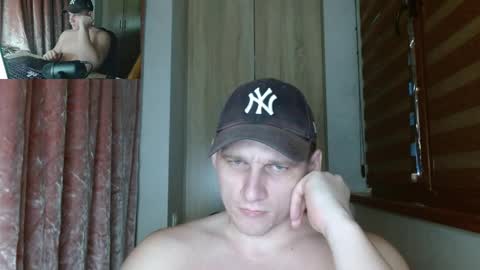 Poliglotjoe2 online show from 04/22/26, 09:22