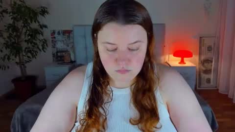 Snapshot of polinasallivan chatting on 07/14/26, 07:30 Polina online show from 07/14/26, 07:30