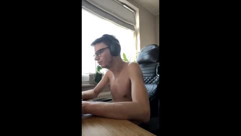 Snapshot of polish2000 chatting on 03/05/26, 02:13 Polish Boy online show from 03/05/26, 02:13