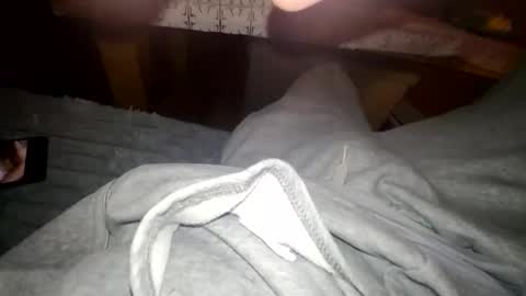 Snapshot of polishx42 chatting on 10/06/25, 12:19 polishx42 online show from 10/06/25, 12:19