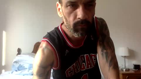 Snapshot of polla101 chatting on 06/03/26, 05:29 aquiles online show from 06/03/26, 05:29