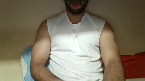 Snapshot of pollaa_19 chatting on 03/04/26, 04:40 pollaa_19 online show from 03/04/26, 04:40