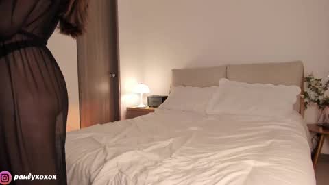 Polly online show from 10/02/25, 09:11