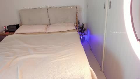 Polly online show from 11/29/25, 10:35