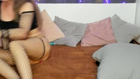 Polly online show from 01/09/25, 06:15