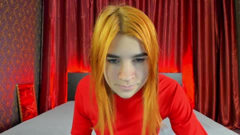 Snapshot of polly_love_ chatting on 12/13/24, 08:09 Polly online show from 12/13/24, 08:09