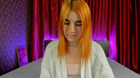 Snapshot of polly_love_ chatting on 12/16/24, 07:15 Polly online show from 12/16/24, 07:15