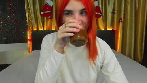 Snapshot of polly_love_ chatting on 01/05/25, 04:38 Polly online show from 01/05/25, 04:38