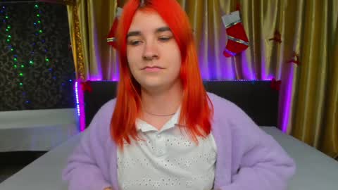 Snapshot of polly_love_ chatting on 01/10/25, 02:13 Polly online show from 01/10/25, 02:13
