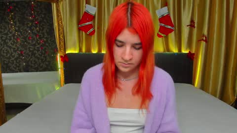 Snapshot of polly_love_ chatting on 01/11/25, 01:01 Polly online show from 01/11/25, 01:01