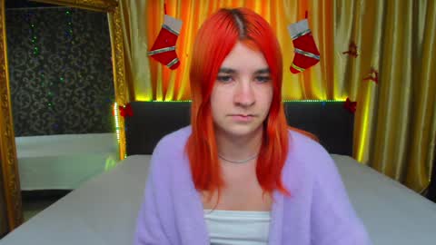 Snapshot of polly_love_ chatting on 01/12/25, 10:34 Polly online show from 01/12/25, 10:34